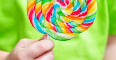Grooming is digitaal kinderlokken. Wat moet je als opvoeder weten over grooming?