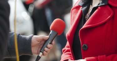 Bewustzijn van hoe media de werkelijkheid kunnen kleuren